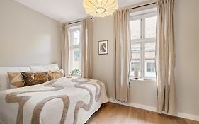 Dinbnb Apartments Gruenerlokka I 2-Bedroom Duplex